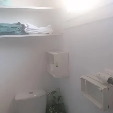 A Louer Maison Proche Cap D'agde Casa de Férias Agde